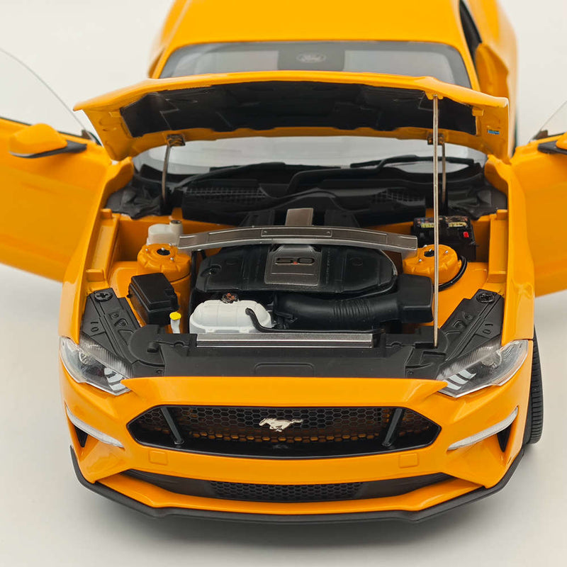 DM 1/18 Scale Model Replicas Ford Mustang GT 2019 Orange Fury RHD Diecast Car Miniature Hobby Gifts