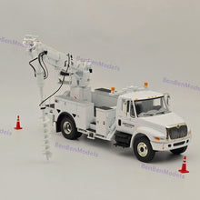 1:34 First lnternational DuraStar Digger Derrick Asplundh Construction Diecast