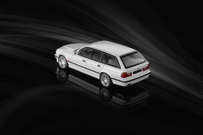 Mortal 1:64 M5 E34 TOURING Wagon Openable Hood Diecast Toys Car Models Hobby Collection Gifts