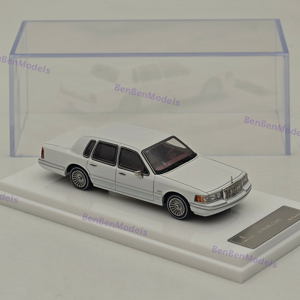 1/64 MK Miniatures Town Car Luxury Sedan Model Diecast Metal Car Limited