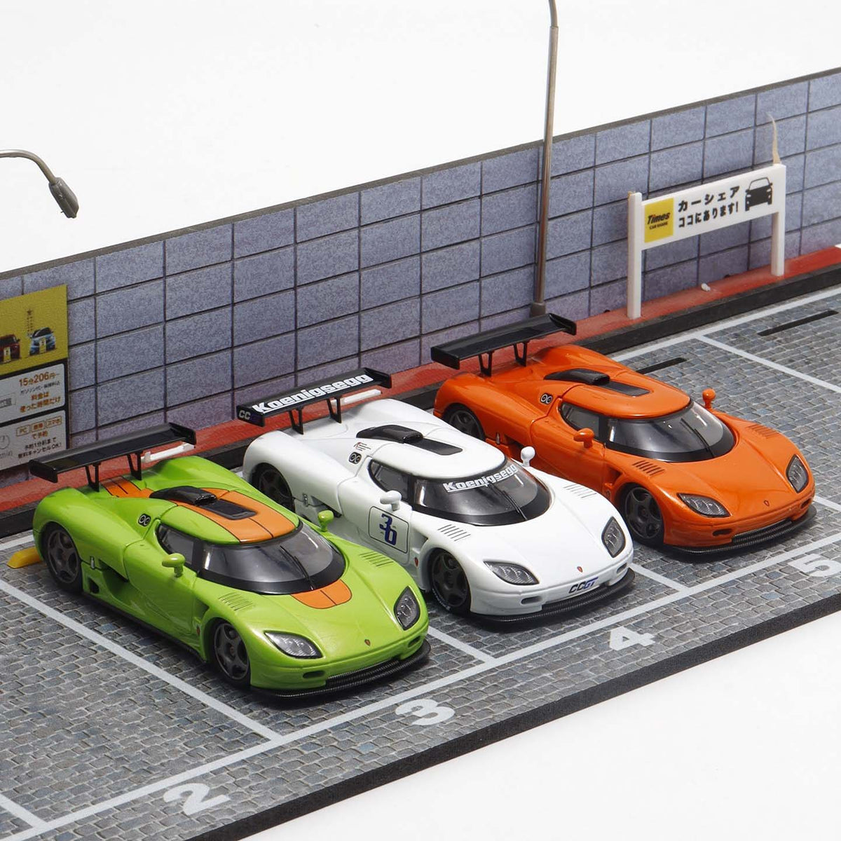 AM 1:64 Koenigsegg CCGT Horizon Racing Alloy Model Open hood Ideal Gift Display Piece