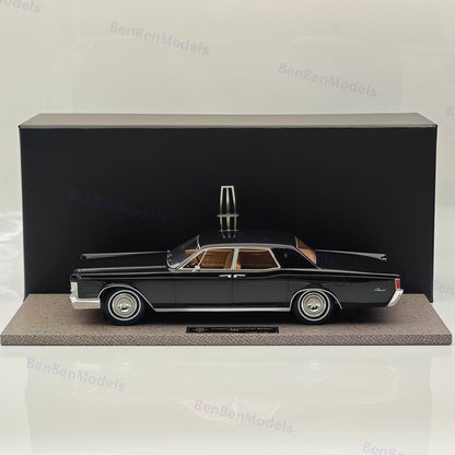 1/18 Lincoln Continental Sedan 1968 Resin Model Car Limited Collection Black