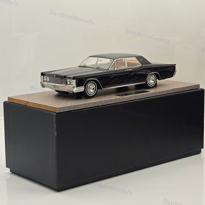 1/18 Lincoln Continental Sedan 1968 Resin Model Car Limited Collection Black