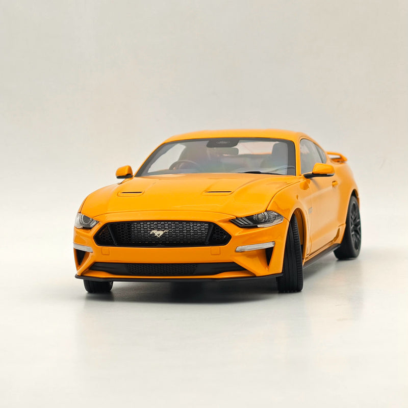 DM 1/18 Scale Model Replicas Ford Mustang GT 2019 Orange Fury RHD Diecast Car Miniature Hobby Gifts