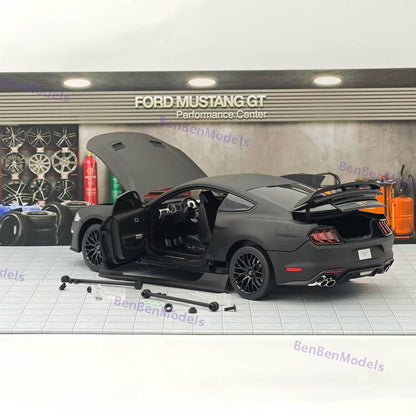 DM 1/18 Scale Replicas Ford Mustang GT 2019 Widebodykit Pack LHD Matt Black