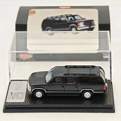Bliss 1:64 Suburban GMT400 SUV Modèle réduit de voiture moulée sous pression blanc/noir modèle sport