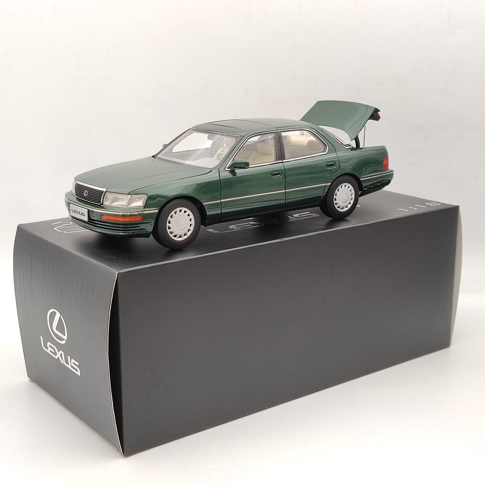 希少！10セルシオレクサスLS400 1/18 ミニカーVIP