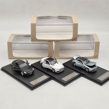 LF 1/64 Mercedes-Benz SLC Édition limitée Jouets moulés sous pression Modèles de voitures Collection Cadeaux tous ouverts