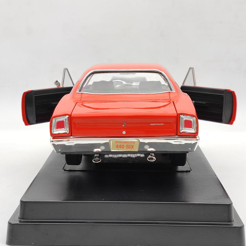 1:18 SUPERCAR Plymouth Roadrunner 1969 1/2 440 6BBL Diecast Model Edition Orange Toy Car Gift