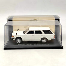 1/43 Norev NISSAN CEDRIC VAN Deluxe 1995 - blanc Modèles moulés sous pression Collection de voitures