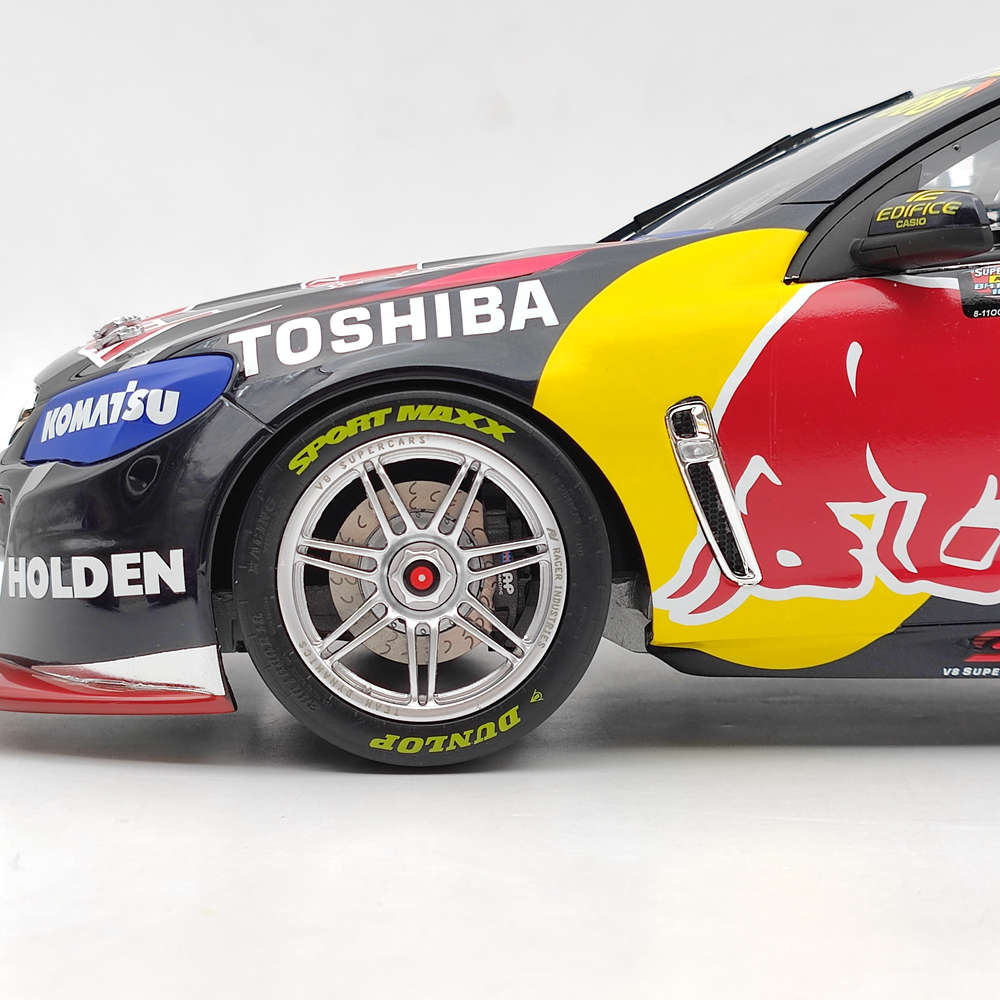 1:12 Red Bull 2015 Bathurst Winner #888 Holden VF Commdore B12H15Q RESIN TOYS CAR GIFT