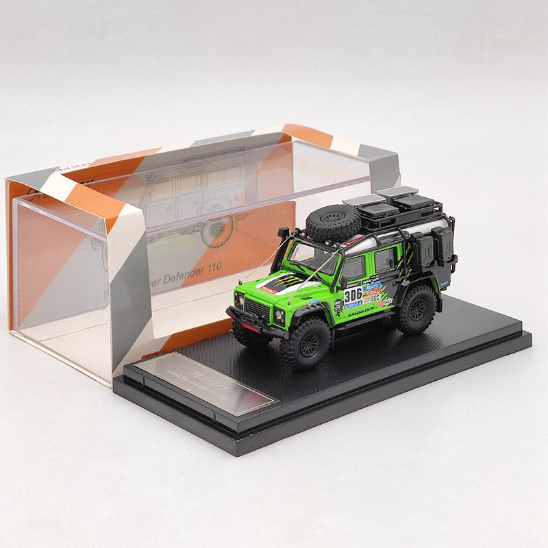 Master 1:64 Land Rover Defender 110 Magic Claw Collection Diecast Models Toys Car Gifts