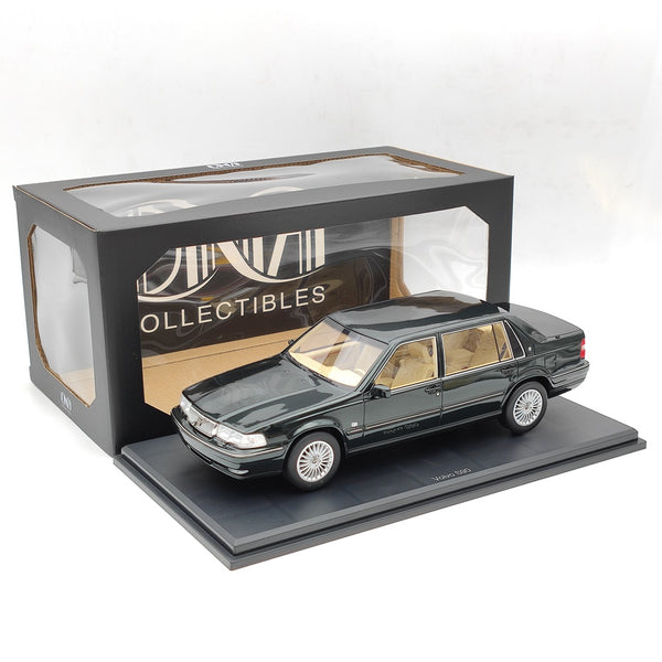 DNA Collectibles 1/18 Volvo S90 Royal Level 3 1998 DNA000090 Resin Model Green Toy Car Gift