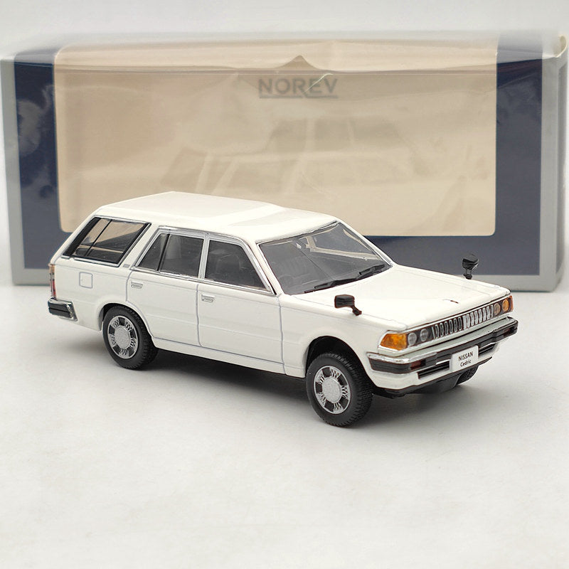 ミニカー 1/43  Y30  CEDRIC  VAN Amazon | ミニカーモデル 1:43スケール 日産セドリックバン Y30
