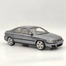 Modèle réduit de voiture en résine 1/18 Volvo S60 R 2003 DNA000107, gris métallisé, jouet à offrir