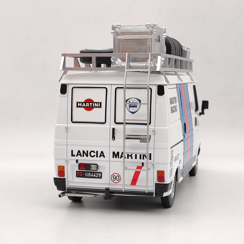 IXO 1:18 FIAT 242-Martini Rally Team(Assistance)1986 18RMC084XE.20 Diecast Model Toys Car Limited Collection White