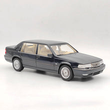 Objets de collection DNA 1/18 Volvo S90 Royal Level 3 1998 DNA000088 Modèle en résine Bleu Jouet Cadeau