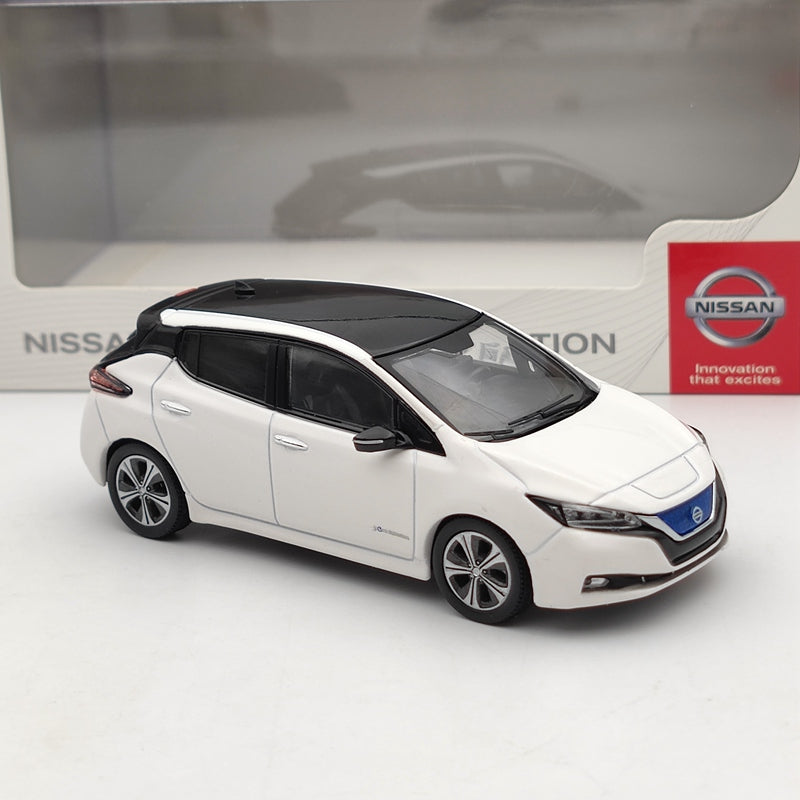 1:43 Nissan LEAF Zero Emission 2019 WHITE WITH BLACK ROOF Diecast Models Car