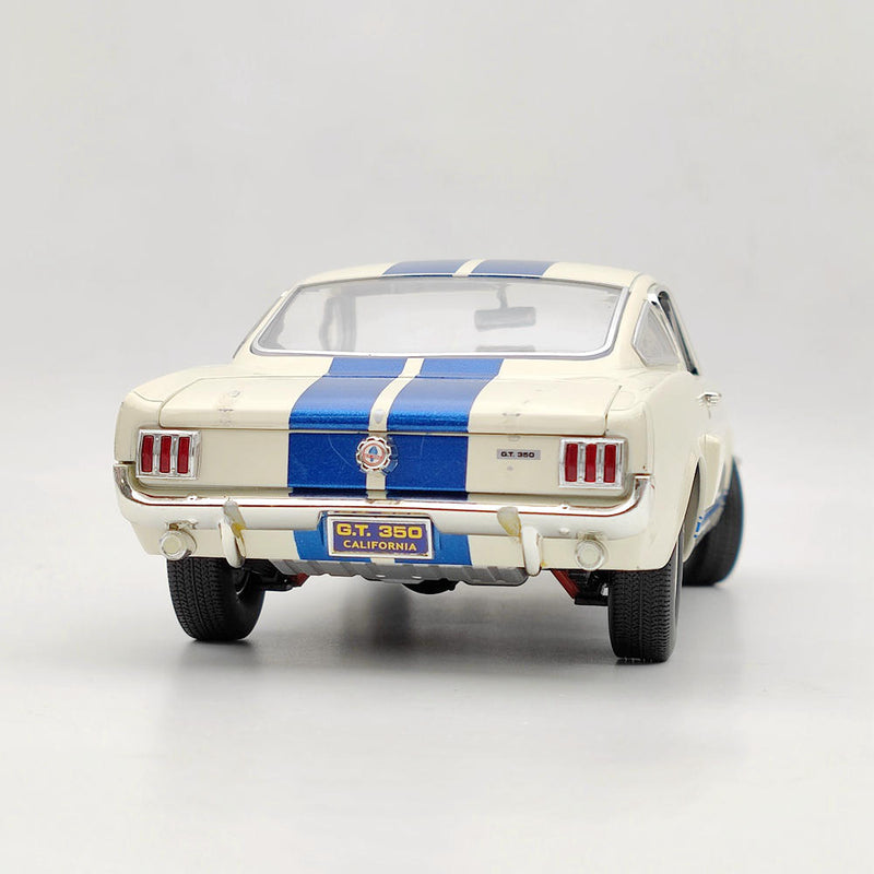 Cobra 1:18 1966 Ford Mustang Shelby GT 350 DC35001 White Metal Collectibles Used