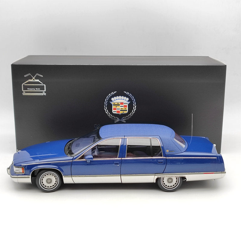 GM 1:18 1993 Cadillac Fleetwood Sedan Blue Diecast Model Car Edition Collection