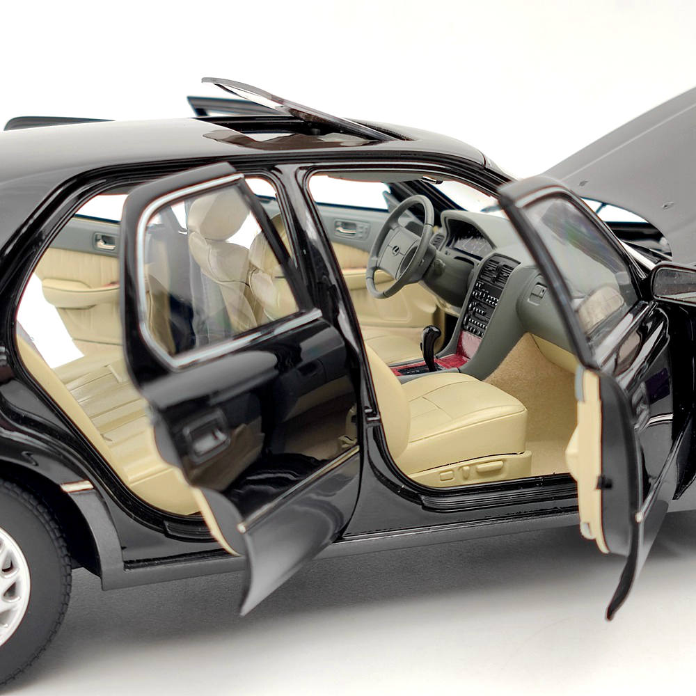 Bmw X1 Modellauto 1/18 Toyota Lexus LS400 First Generation Weiß Diecast Modellauto Toyota Highlander Bmw X1 Modellauto 1/18 Toyota Lexus LS400 First Generation Weiß Diecast Modellauto Toyota Highlander