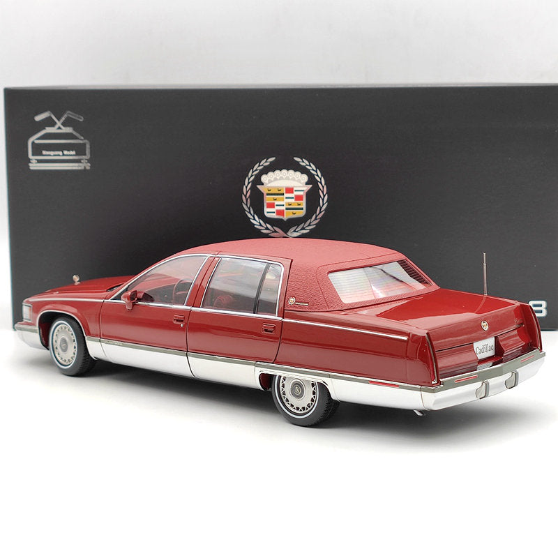 GM 1:18 1993 Cadillac Fleetwood Sedan Wine Red Diecast Models Miniature Edition Collection Gifts