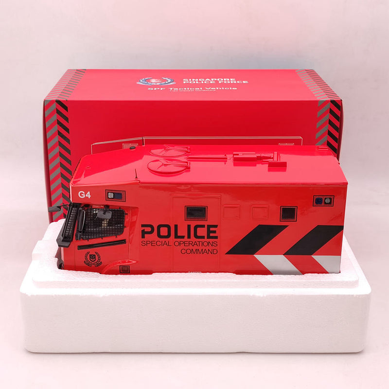 IXO 1/24 POLWEL Singapore Police Force SPF/SOC Tactical Vehicle Diecast Model Toys Car Limited Collection Gift