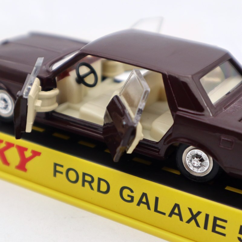 1:43 Atlas Dinky Toys 1402 FORD GALAXIE 500 EN BOITE Diecast Models Auto Car Gift Collection