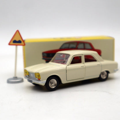 1:43 Atlas Dinky Toys 1428 PEUGEOT 304 white Diecast Models Collection Car Auto Gift