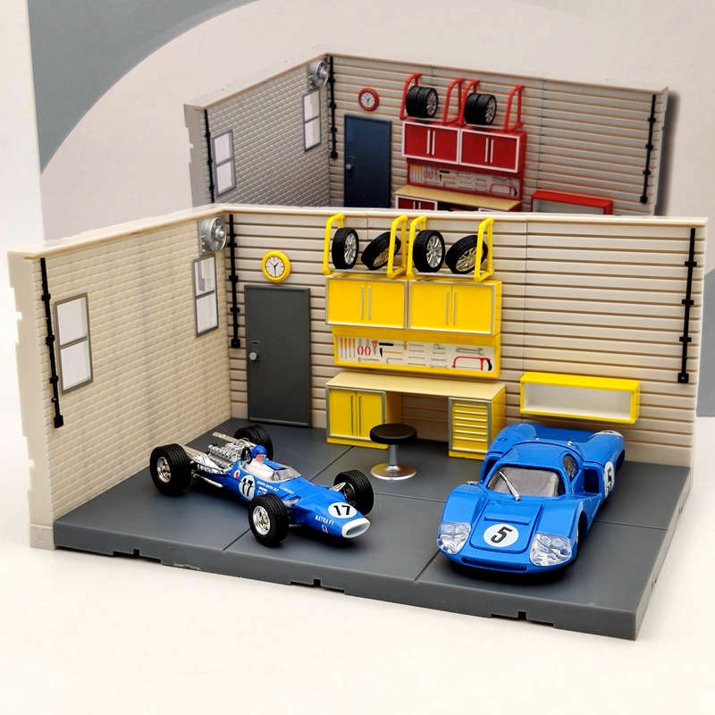 Garage Diorama  Garage diorama with three 1/43 scale Ford E