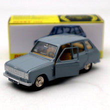 1/43 Atlas Dinky Toys 1453 Renault 6 / R6 phase II Modèles moulés sous pression Collection de cadeaux de voiture